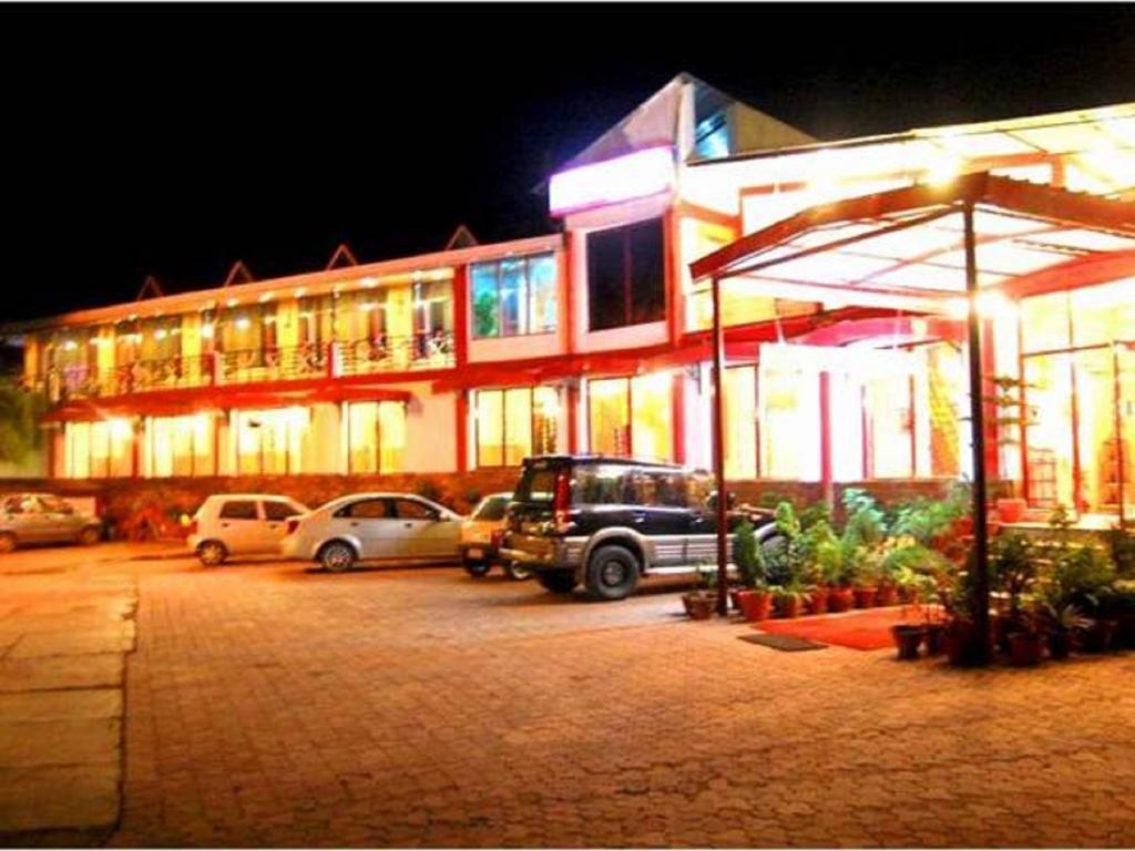 Hotel Shivalik Kasauli Luaran gambar