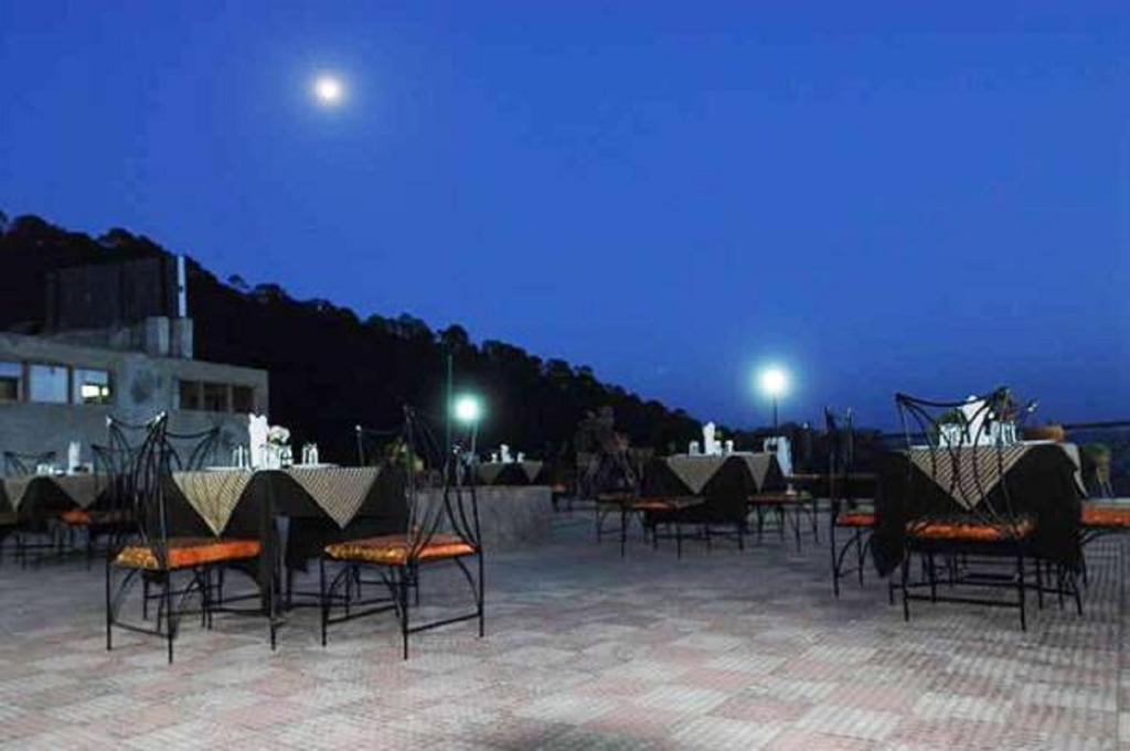 Hotel Shivalik Kasauli Luaran gambar